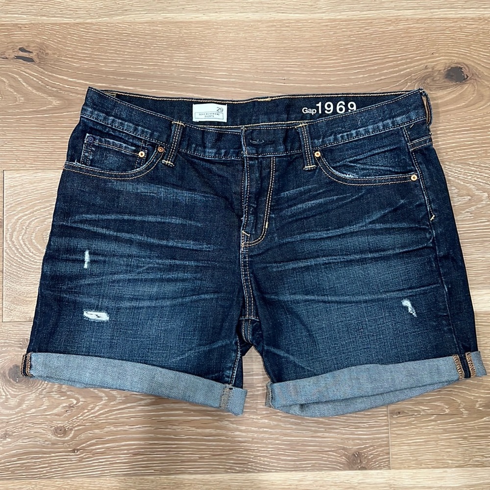Gap sexy boyfriend shorts